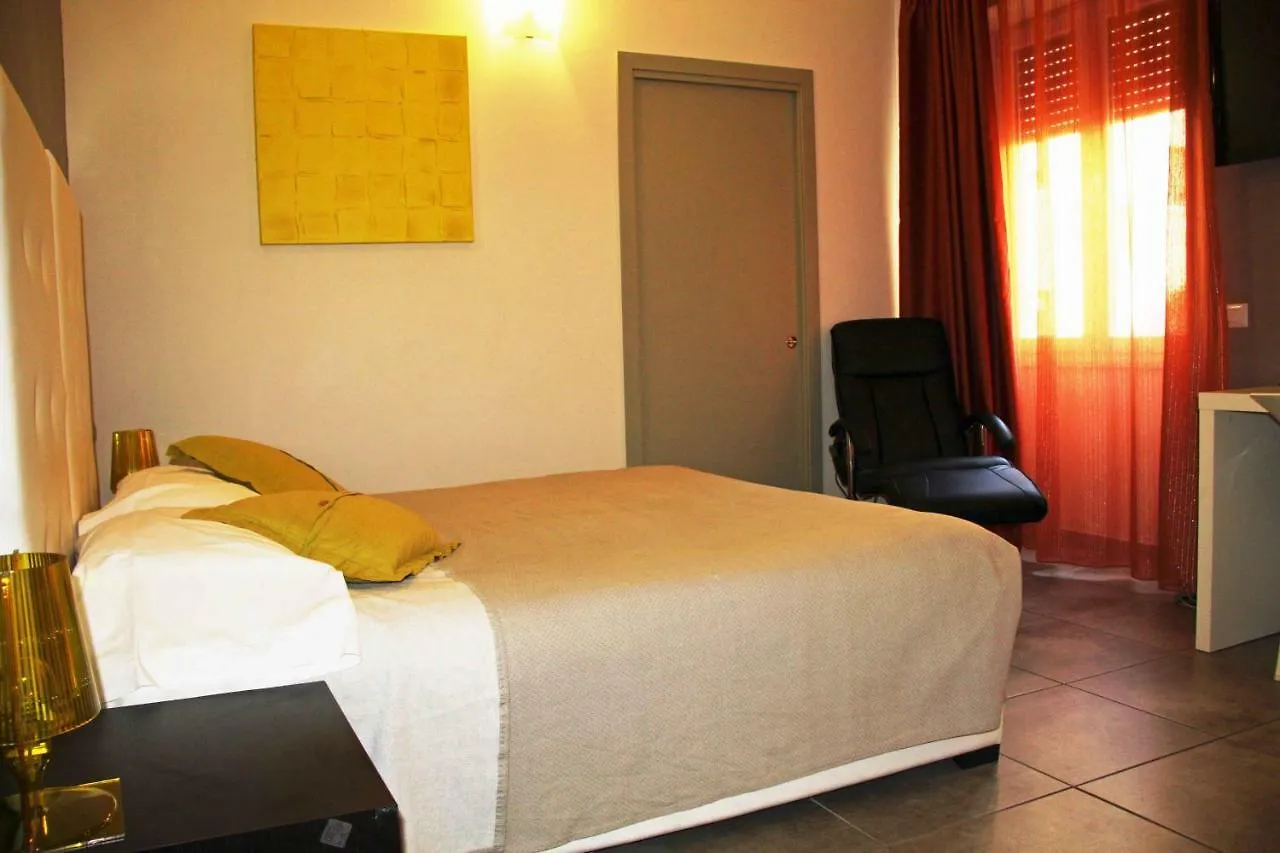 ** Pensión Hotel New Bcomfort Cagliari Italia